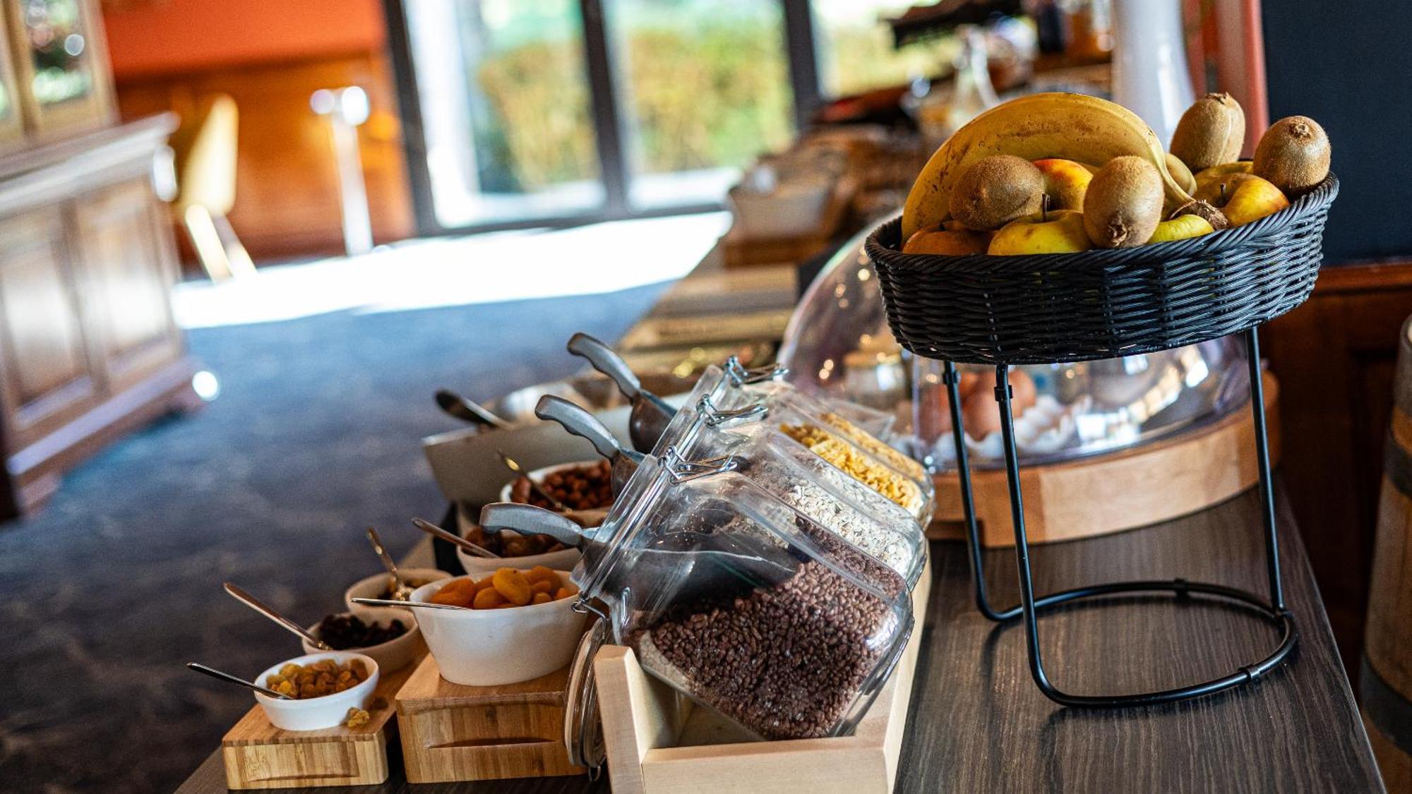 Logis Hostellerie D'Aussois ซีมูร์-ออง-โอซัวร์ ภายนอก รูปภาพ