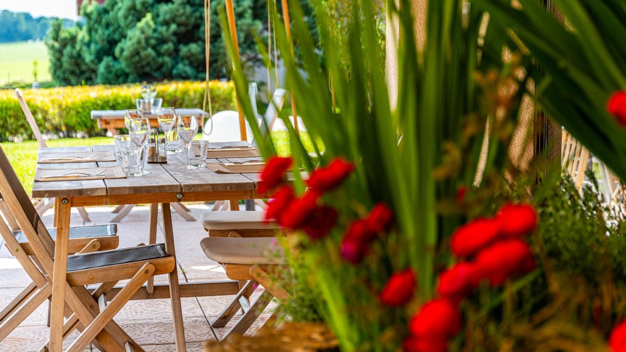 Logis Hostellerie D'Aussois ซีมูร์-ออง-โอซัวร์ ภายนอก รูปภาพ