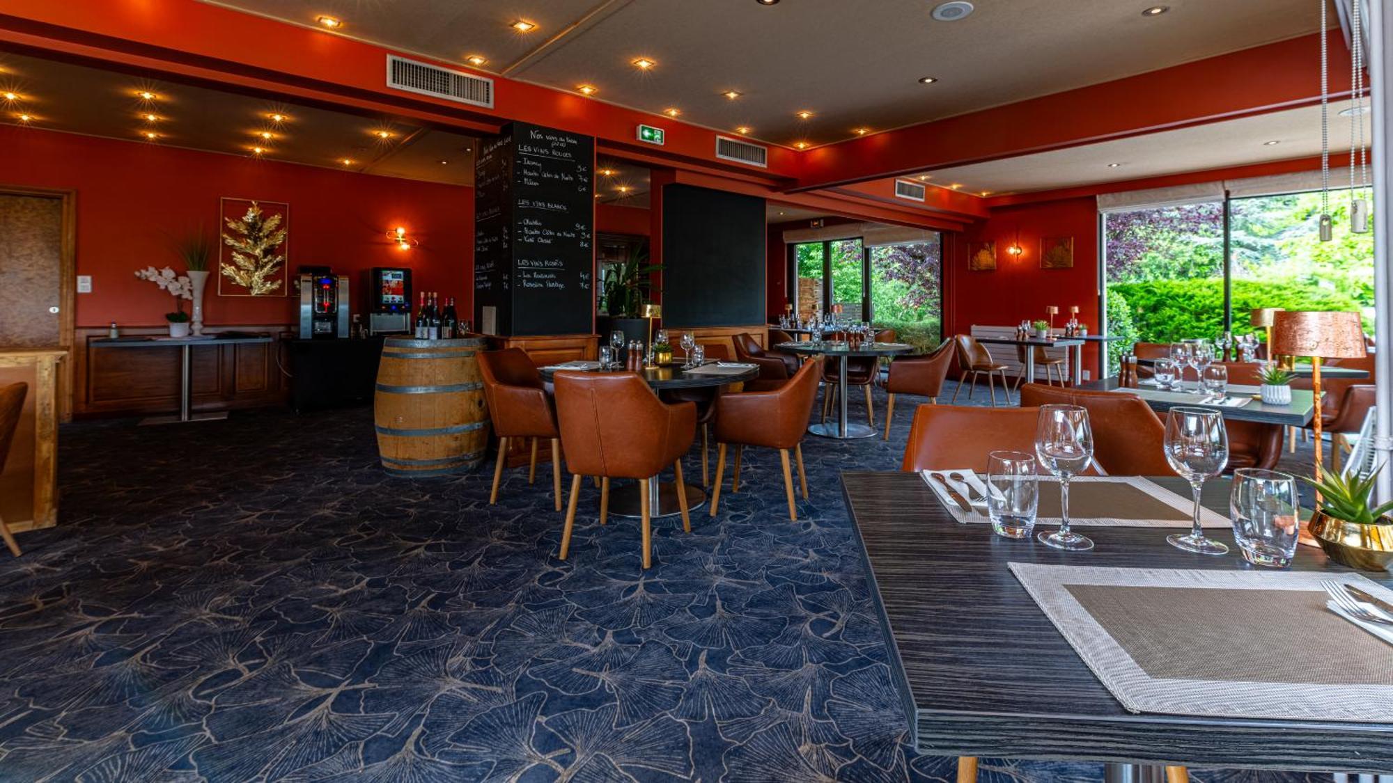 Logis Hostellerie D'Aussois ซีมูร์-ออง-โอซัวร์ ภายนอก รูปภาพ