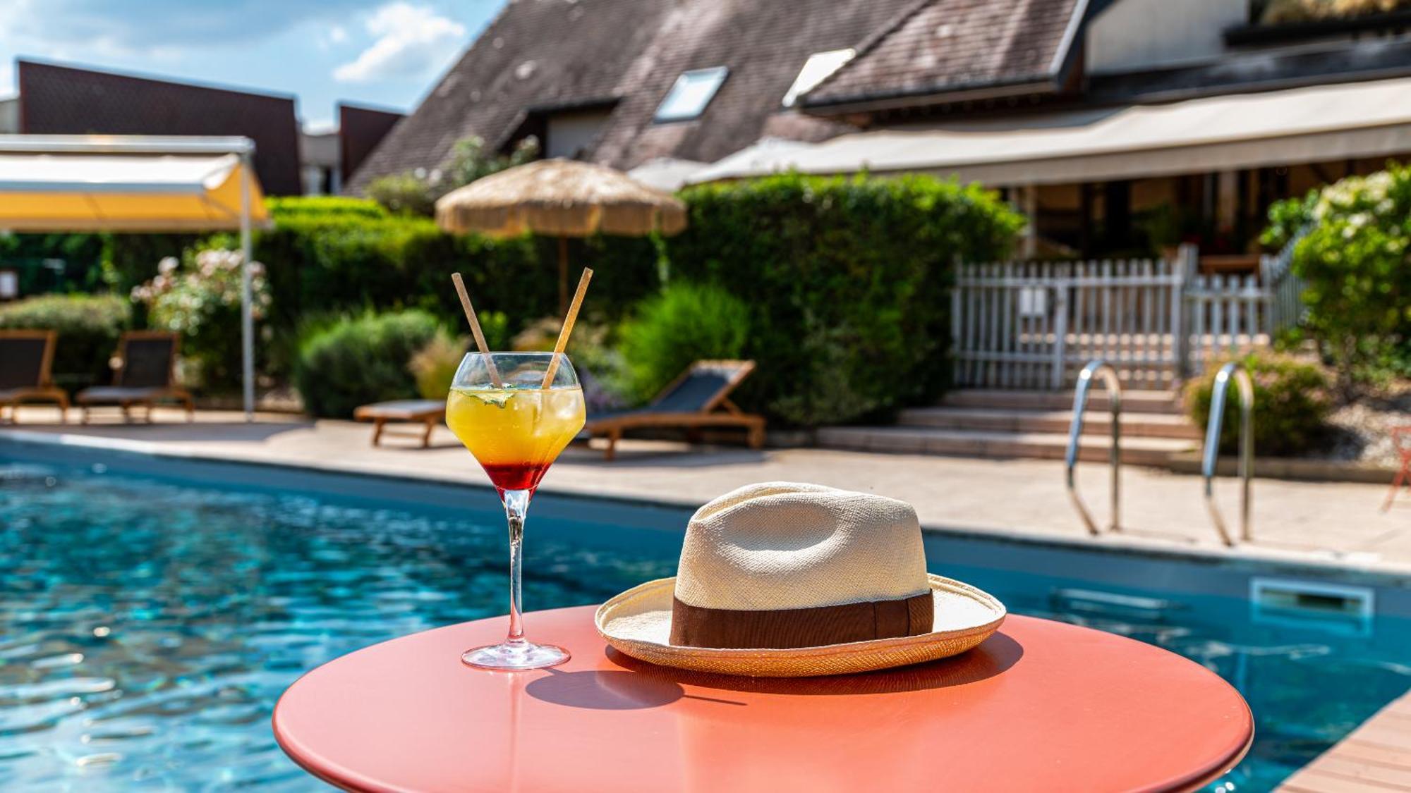 Logis Hostellerie D'Aussois ซีมูร์-ออง-โอซัวร์ ภายนอก รูปภาพ