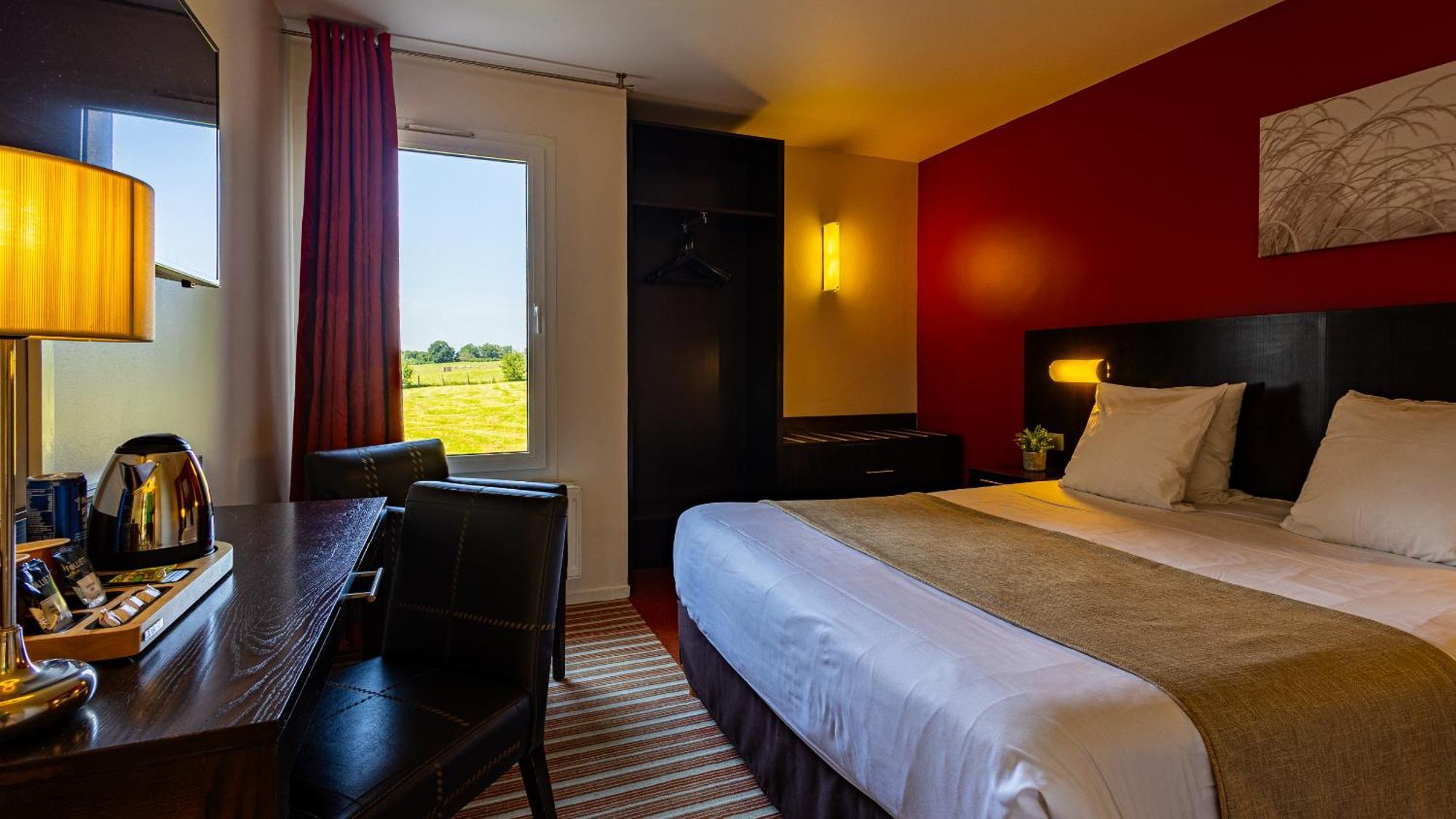 Logis Hostellerie D'Aussois ซีมูร์-ออง-โอซัวร์ ภายนอก รูปภาพ
