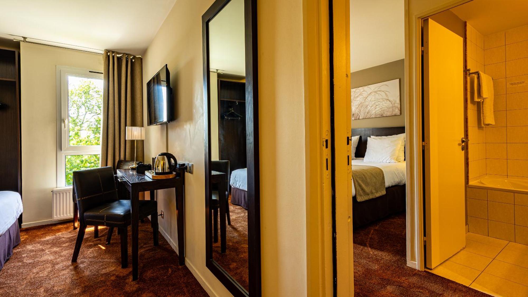 Logis Hostellerie D'Aussois ซีมูร์-ออง-โอซัวร์ ภายนอก รูปภาพ
