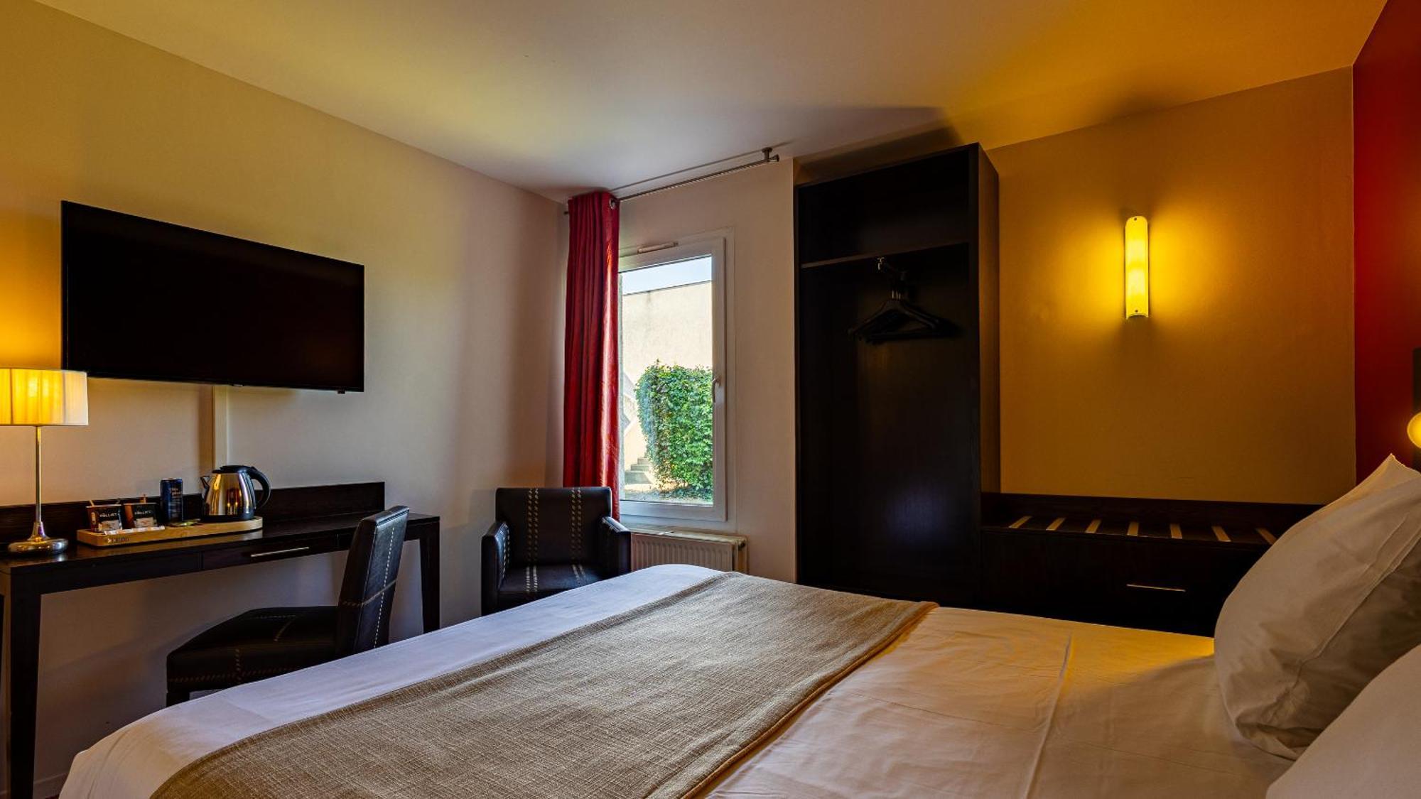 Logis Hostellerie D'Aussois ซีมูร์-ออง-โอซัวร์ ภายนอก รูปภาพ