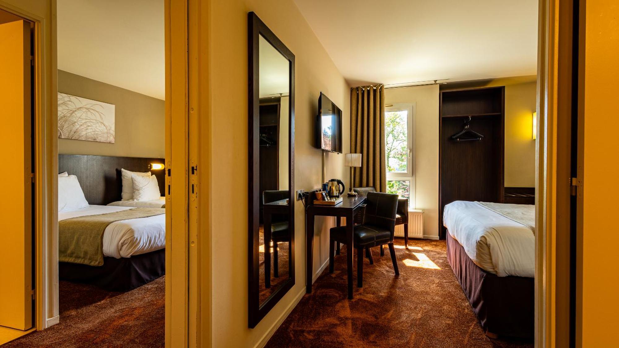 Logis Hostellerie D'Aussois ซีมูร์-ออง-โอซัวร์ ภายนอก รูปภาพ