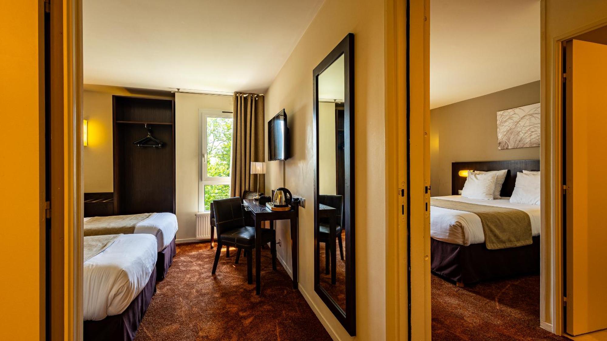 Logis Hostellerie D'Aussois ซีมูร์-ออง-โอซัวร์ ภายนอก รูปภาพ