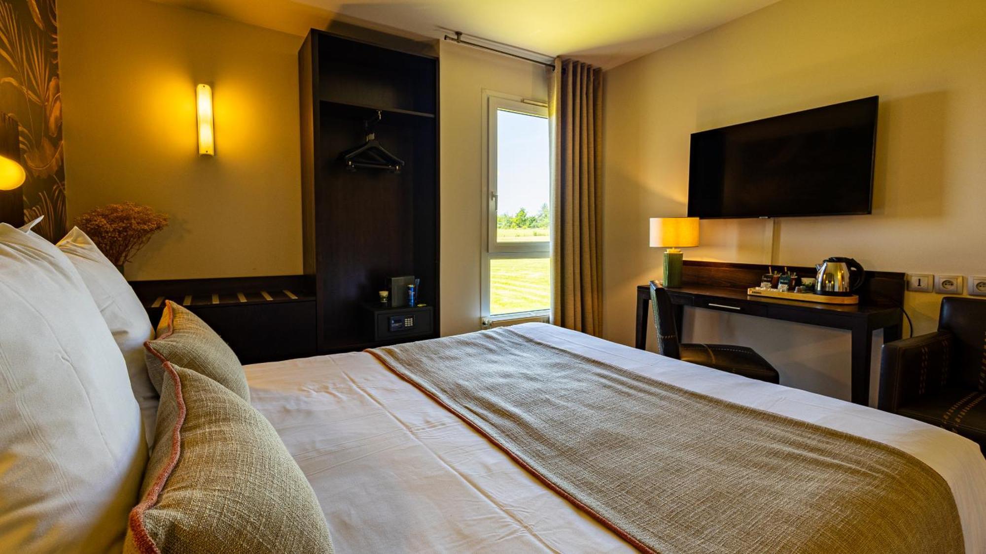 Logis Hostellerie D'Aussois ซีมูร์-ออง-โอซัวร์ ภายนอก รูปภาพ